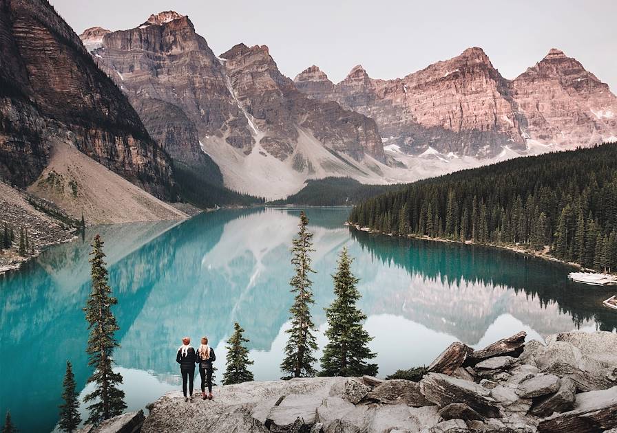 Vue sur le lac Moraine dans le Banff - Canada © Destination Canada-OT