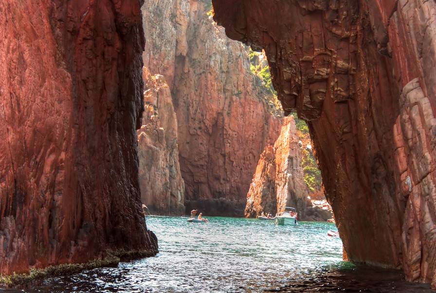 Réserve de Scandola - Corse - France © nikla / Adobe Stock