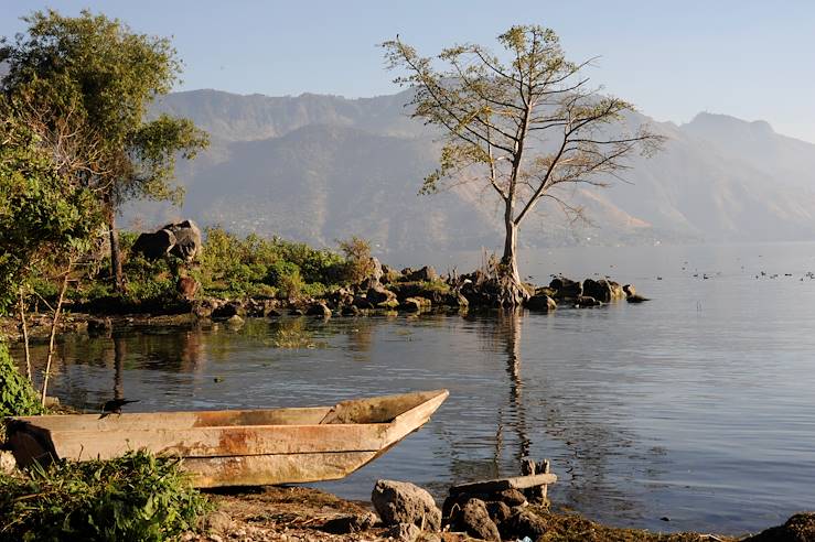 Lac Atitlan - Guatemala © Stefano Ember/Fotolia