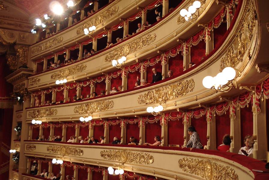 Scala de Milan - Lombardie - Italie © Amro/fotolia.com