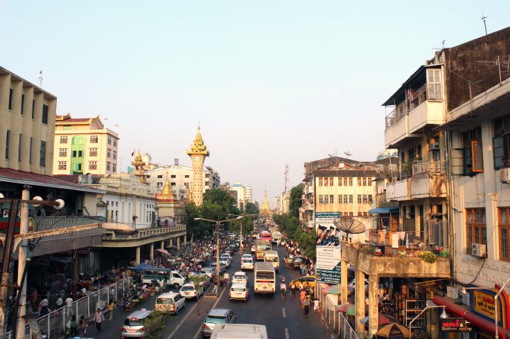 Rangoon - Birmanie © Aida Diawara