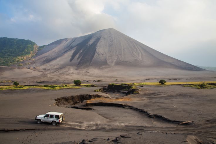 Mont Yasur - Île de Tanna - Vanuatu © StanislavBeloglazov/Getty Images/iStockphoto