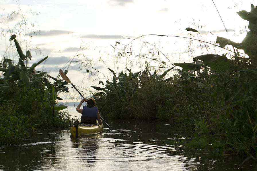 Kayak dans les marais d'Ometepe - Nicaragua © Hélène Le Pelley