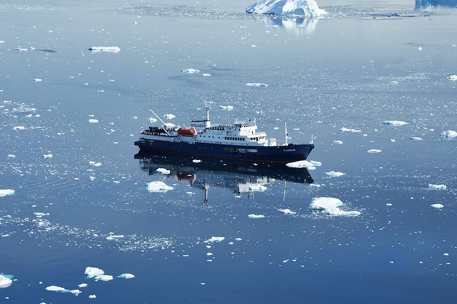 Le Plancius - Antarctique © Kristof Chemineau