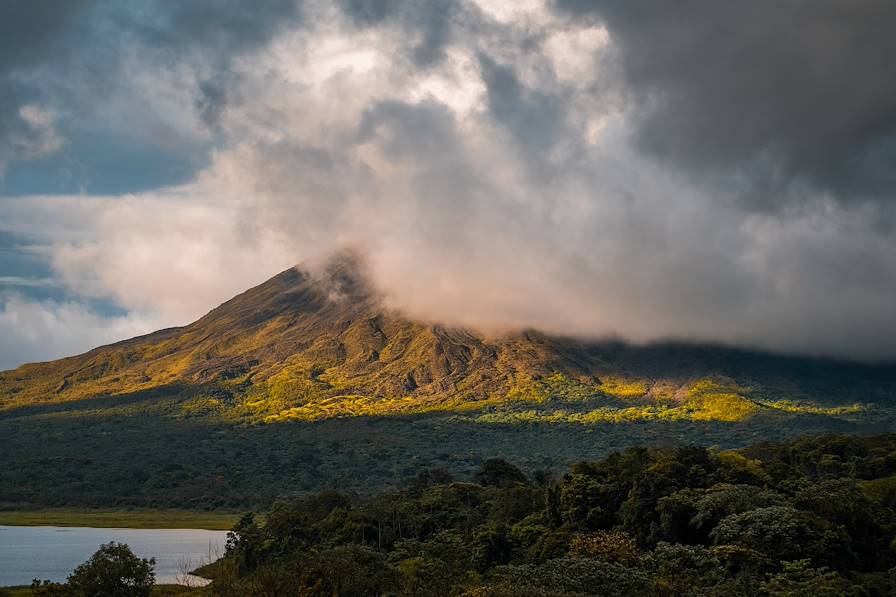 Arenal - Costa Rica © Dudarev Mikhail/Adobe Stock