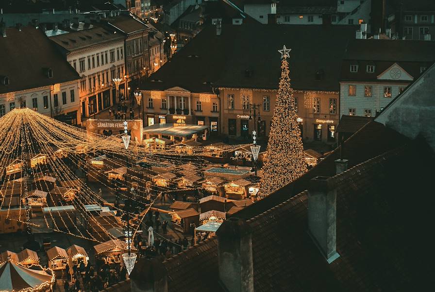 Marché de Noël - Sibiu - Roumanie © Pablo Ceas/Unsplash