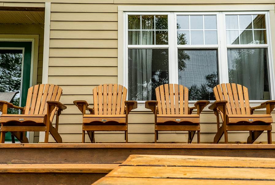 Adirondacks Chairs - États-Unis © Chris Robert/Unsplash